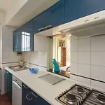 Pia Villa