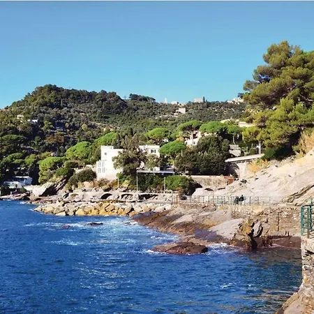 Pia Villa